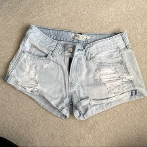 Light wash low rise denim shorts